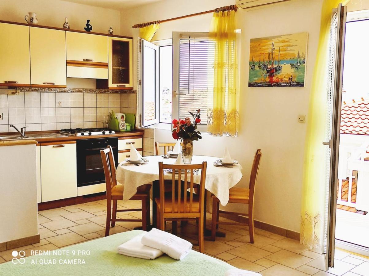 Apartment Topic Baška Voda Exterior foto