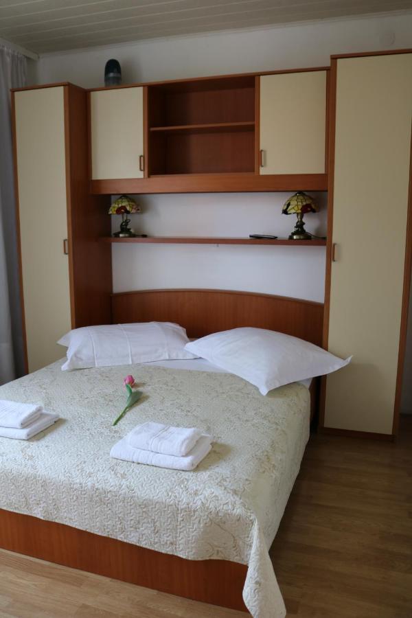 Apartment Topic Baška Voda Exterior foto